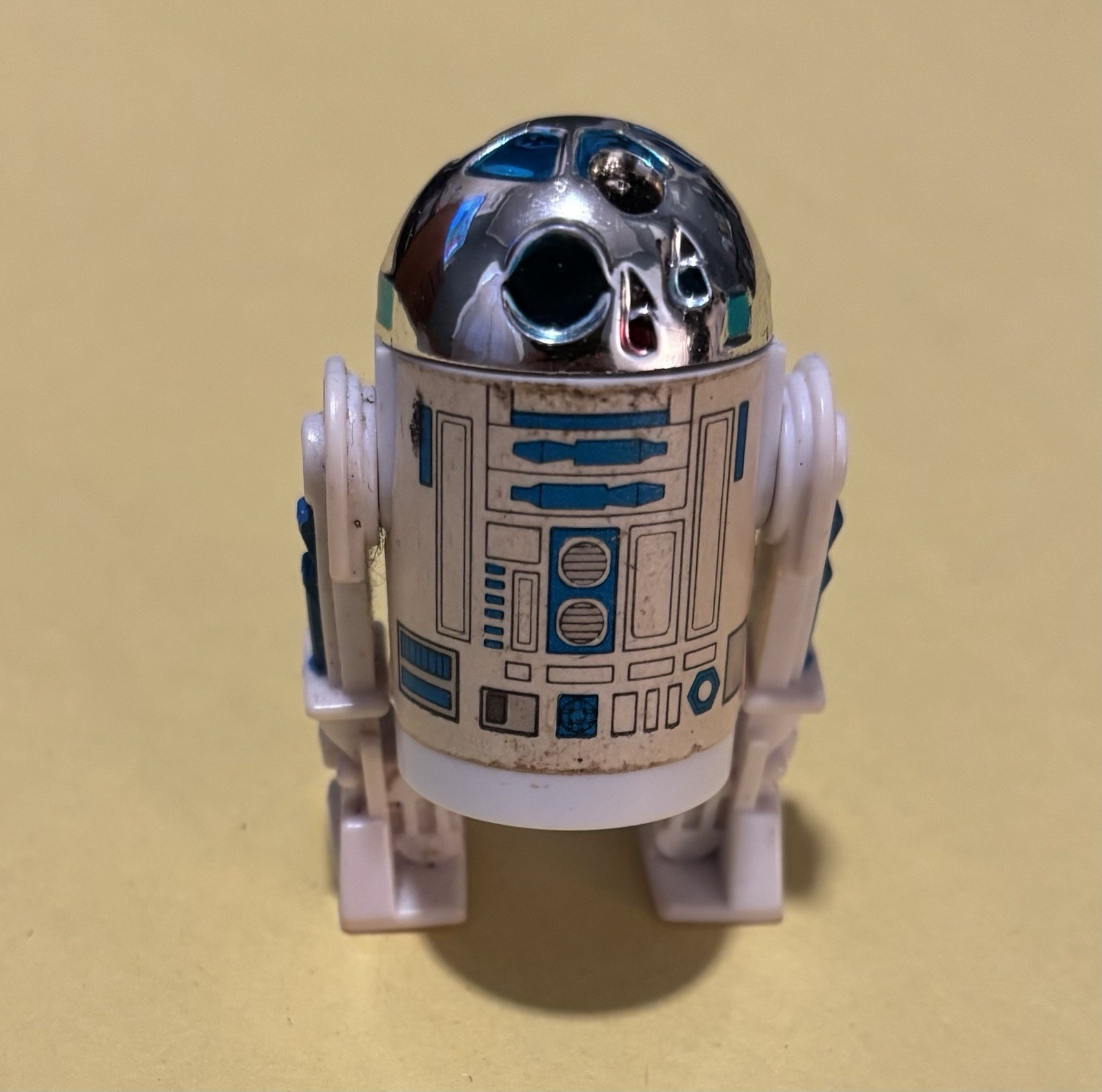 R2-D2 (Artoo-Detoo) with pop-up Lightsaber sold
