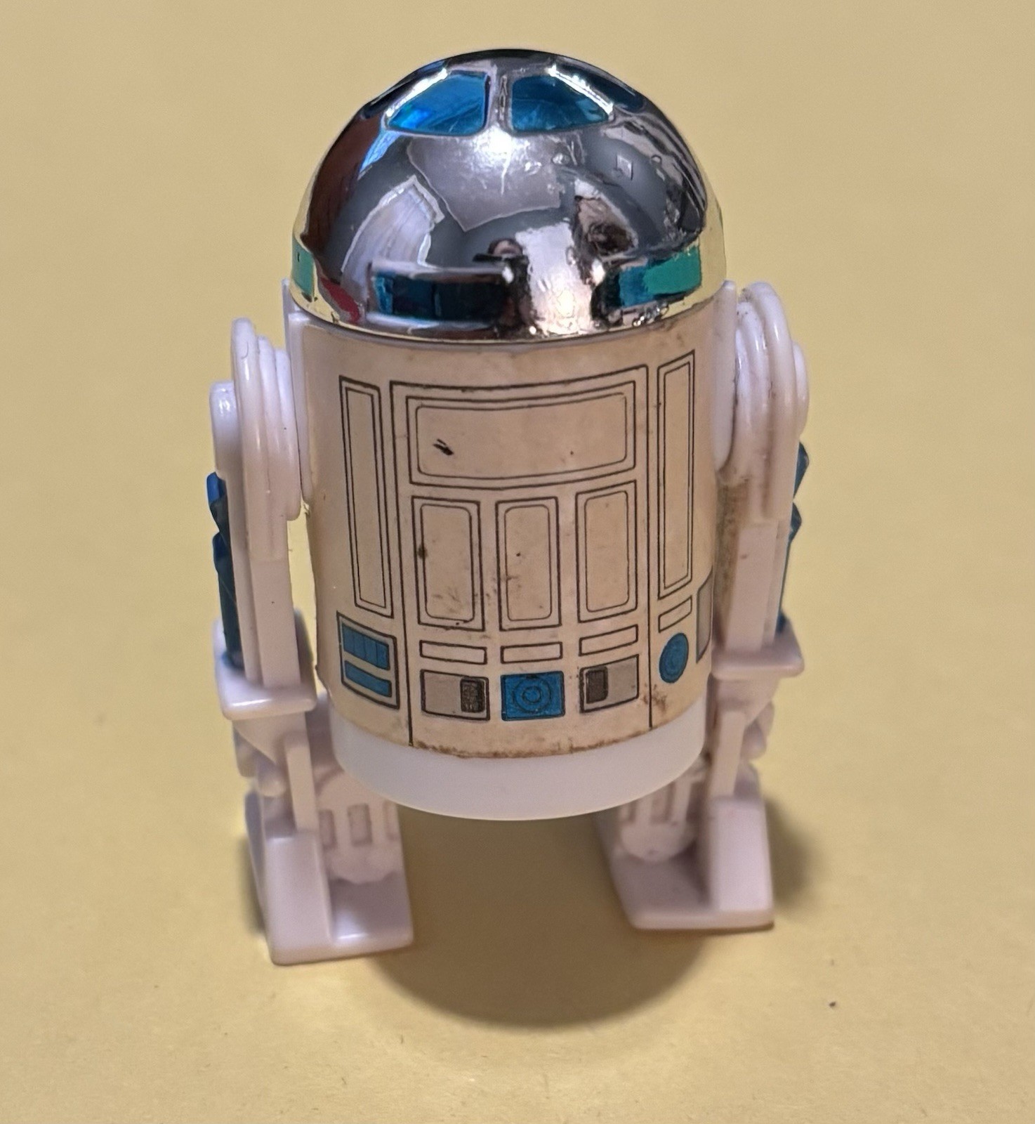 R2-D2 (Artoo-Detoo) with pop-up Lightsaber sold