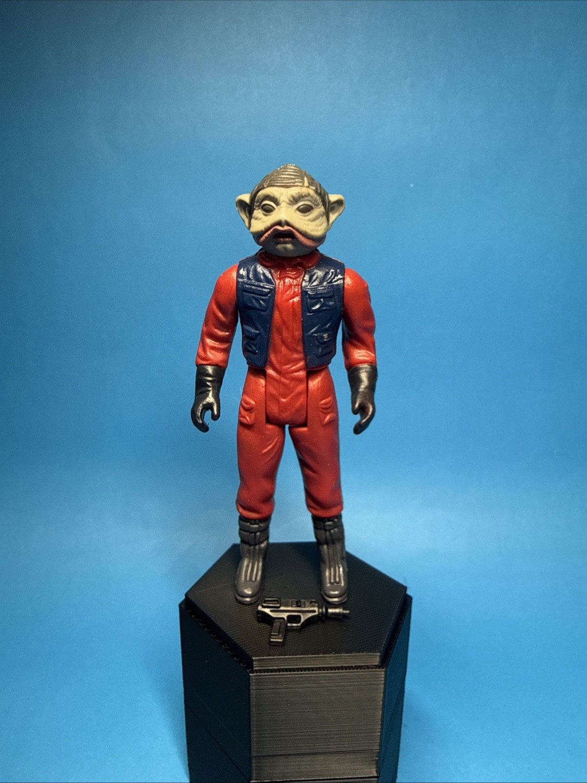 Nien Nunb sold