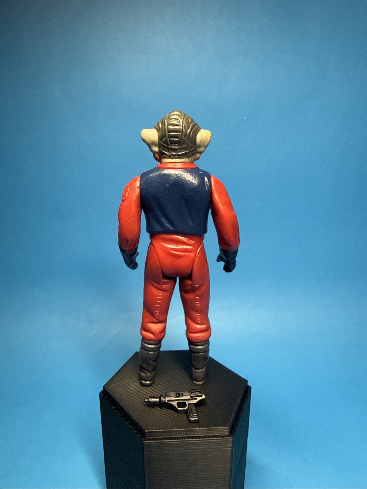 Nien Nunb sold
