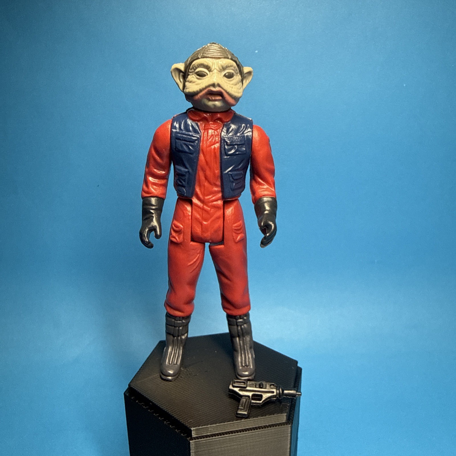 Nien Nunb sold