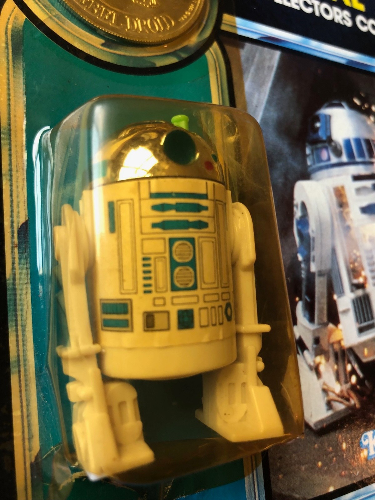R2-D2 (Artoo-Detoo) with pop-up Lightsaber sold