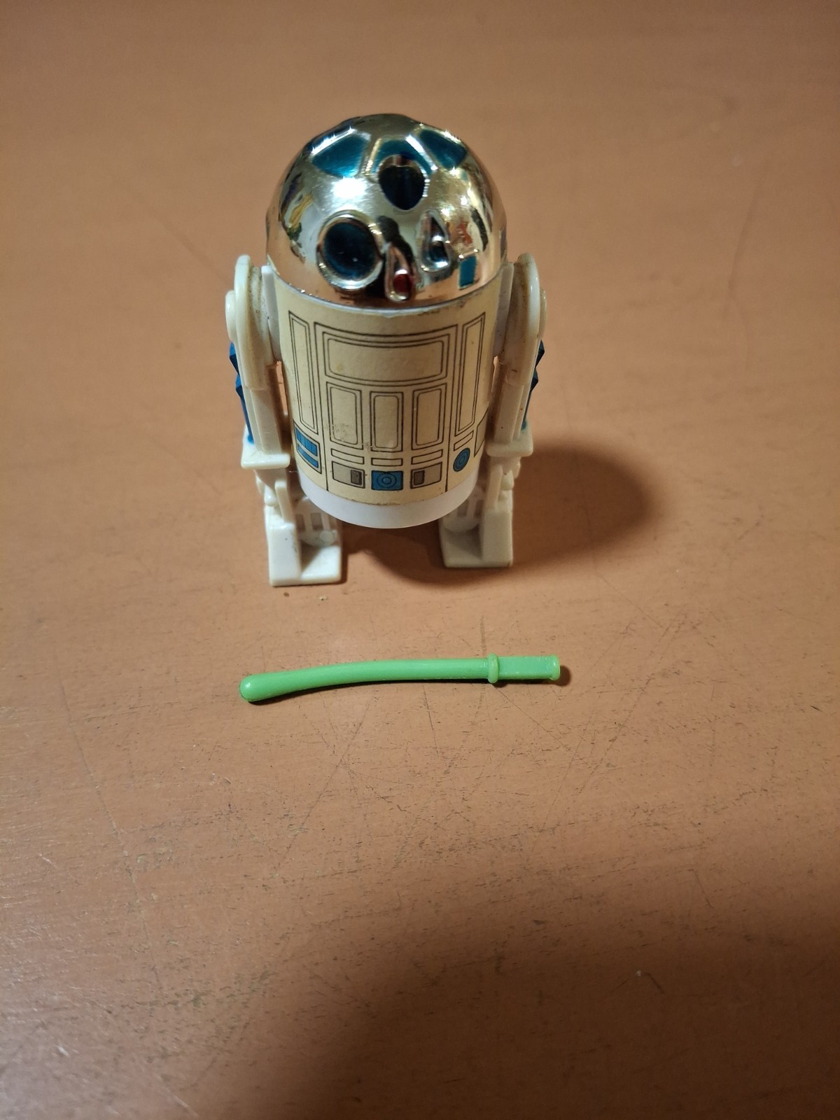 R2-D2 (Artoo-Detoo) with pop-up Lightsaber sold