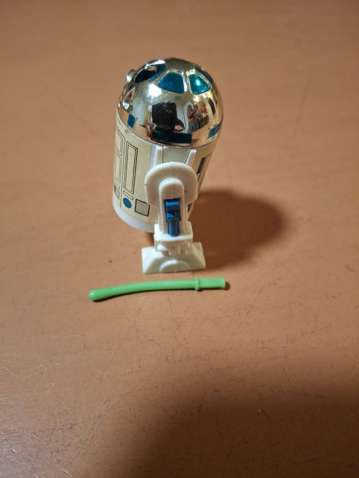 R2-D2 (Artoo-Detoo) with pop-up Lightsaber sold