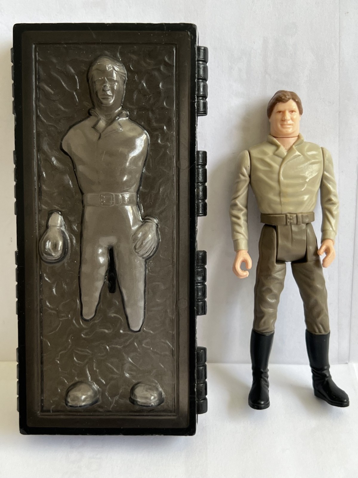 Han Solo (In Carbonite Chamber) sold