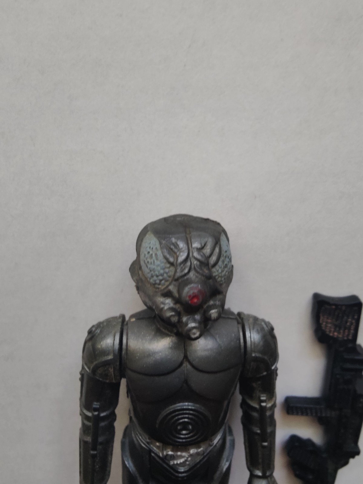 Zuckuss sold