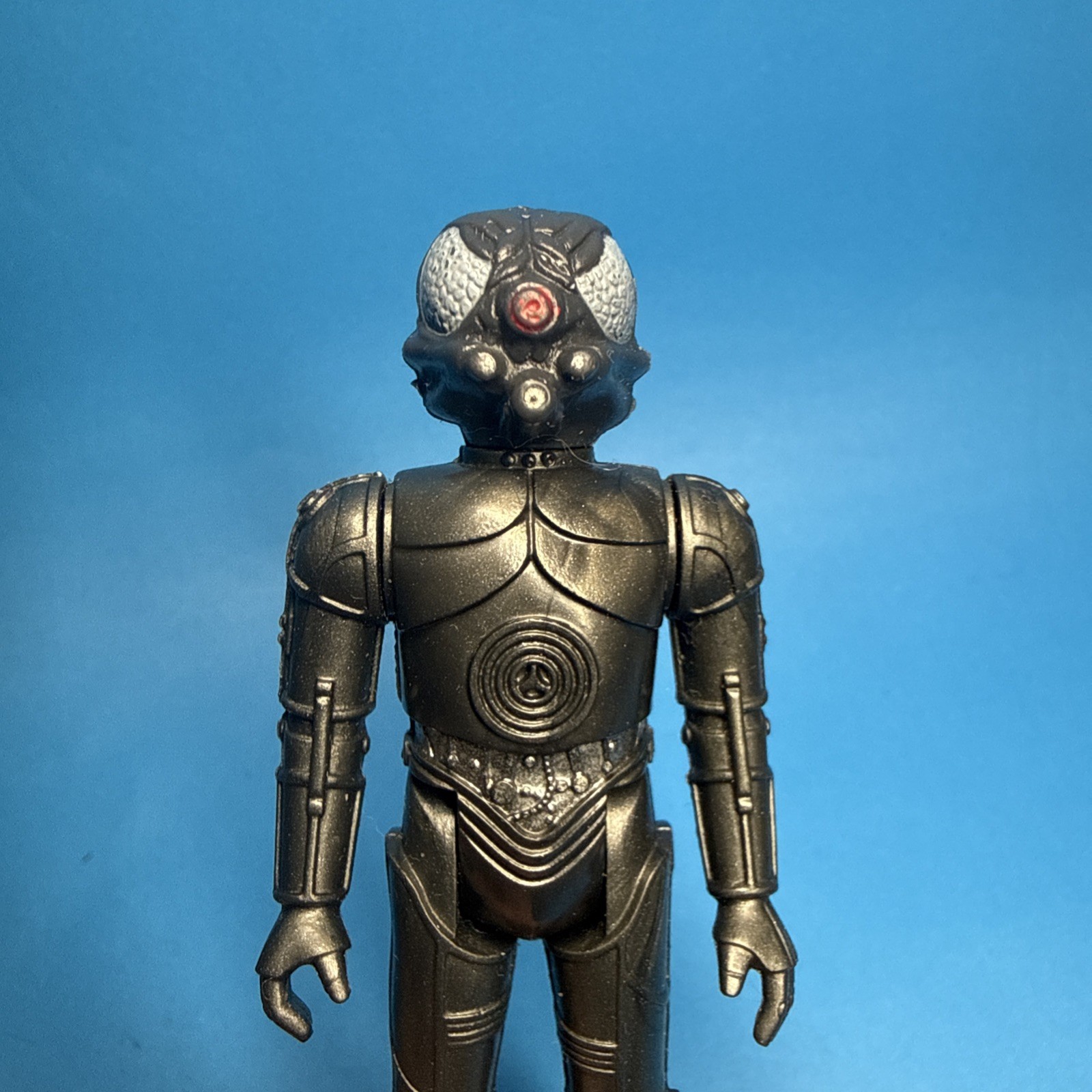 Zuckuss sold