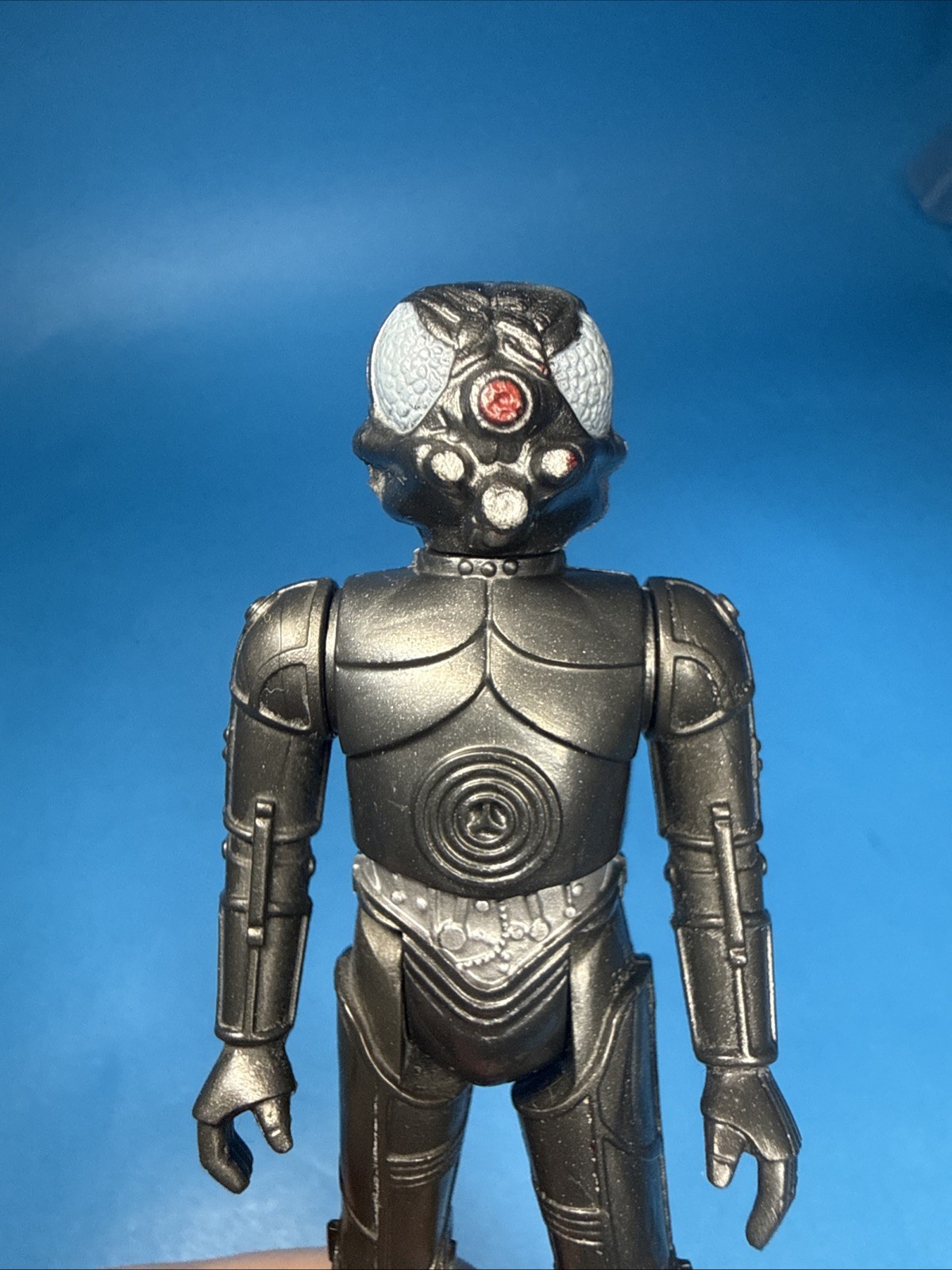 Zuckuss sold