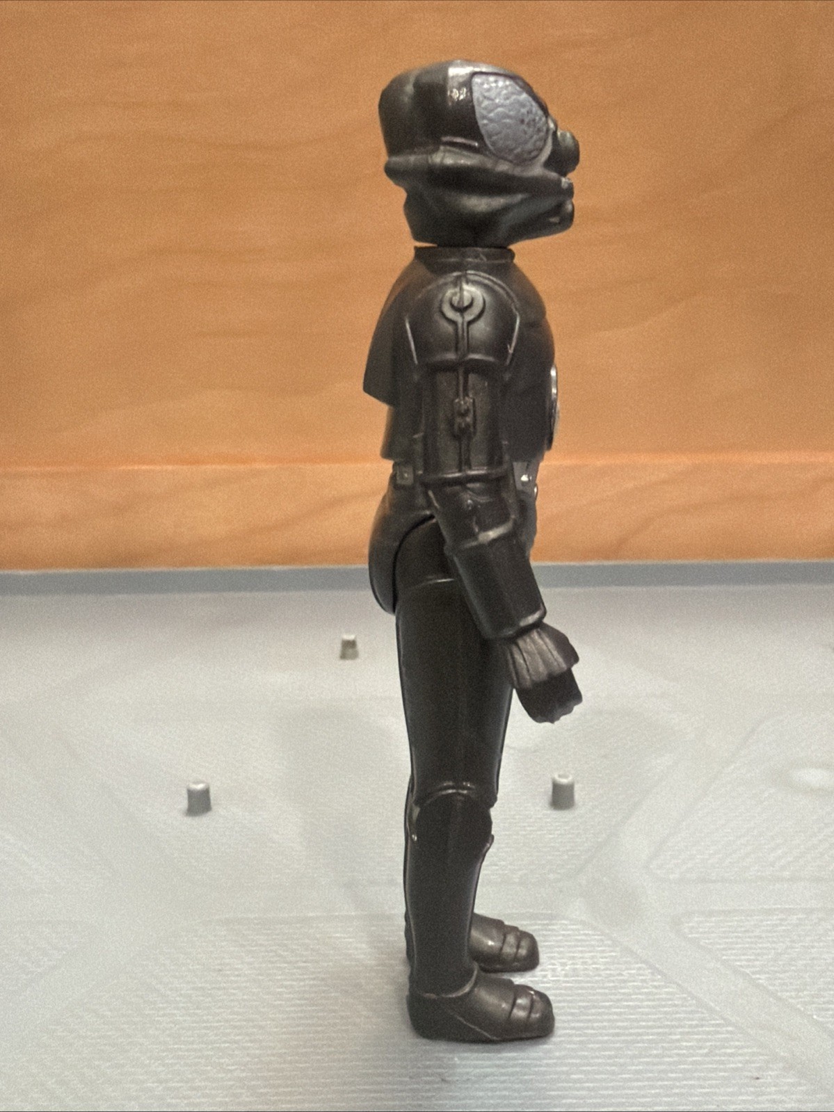 Zuckuss sold