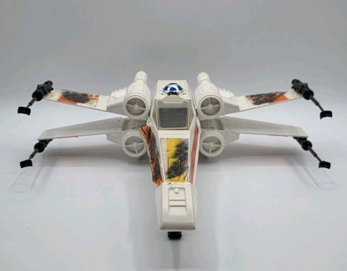 X-Wing Fighter (Battle Damaged) sold