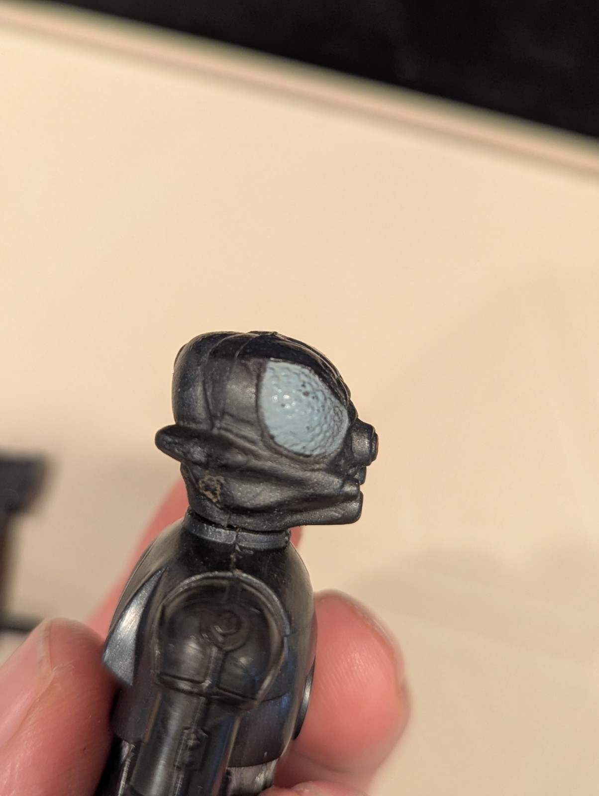 Zuckuss sold