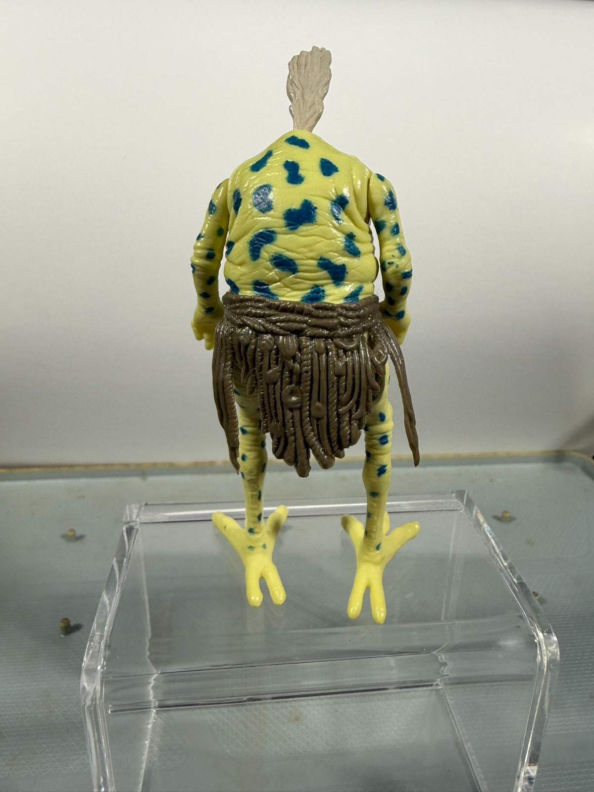 Sy Snootles sold