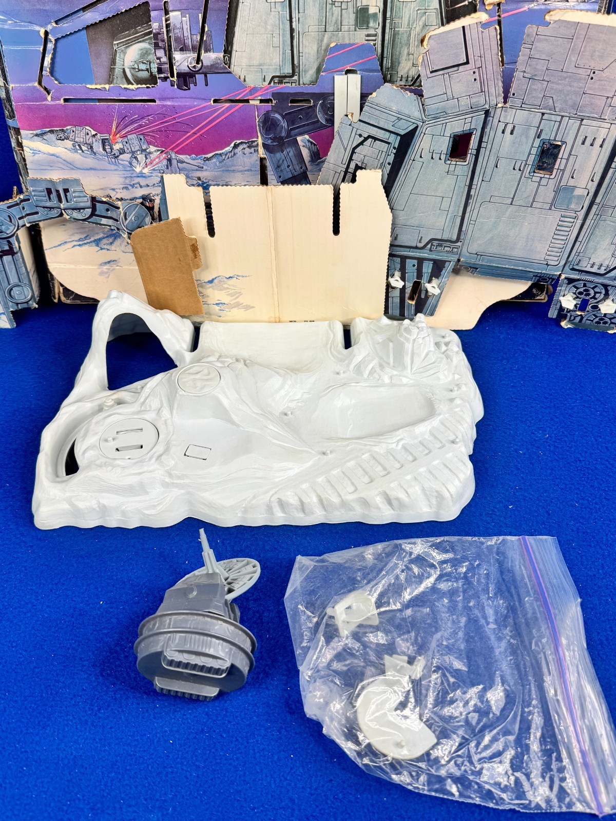 Hoth Ice Planet Adventure Set sold