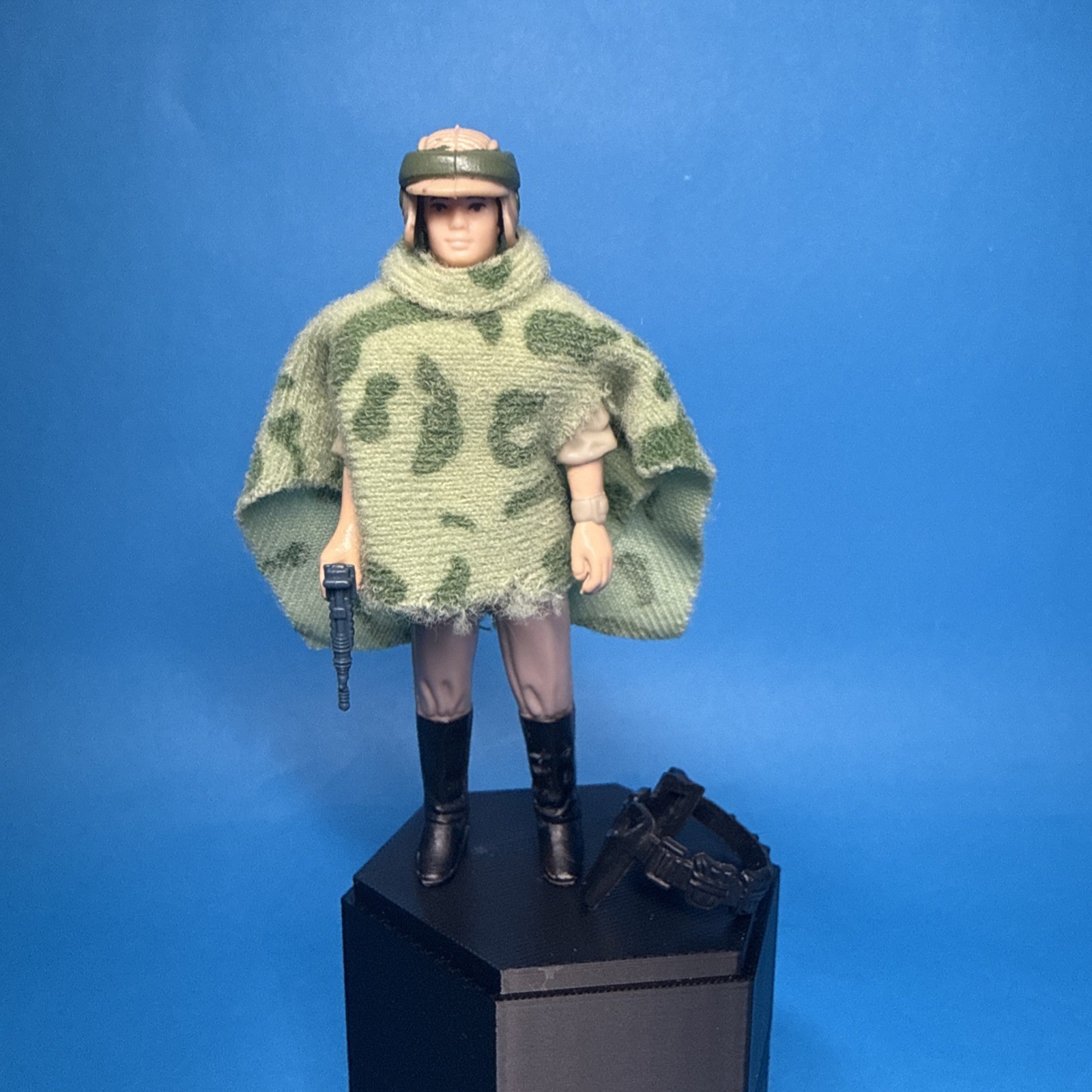 Princess Leia Organa (In Combat Poncho) sold