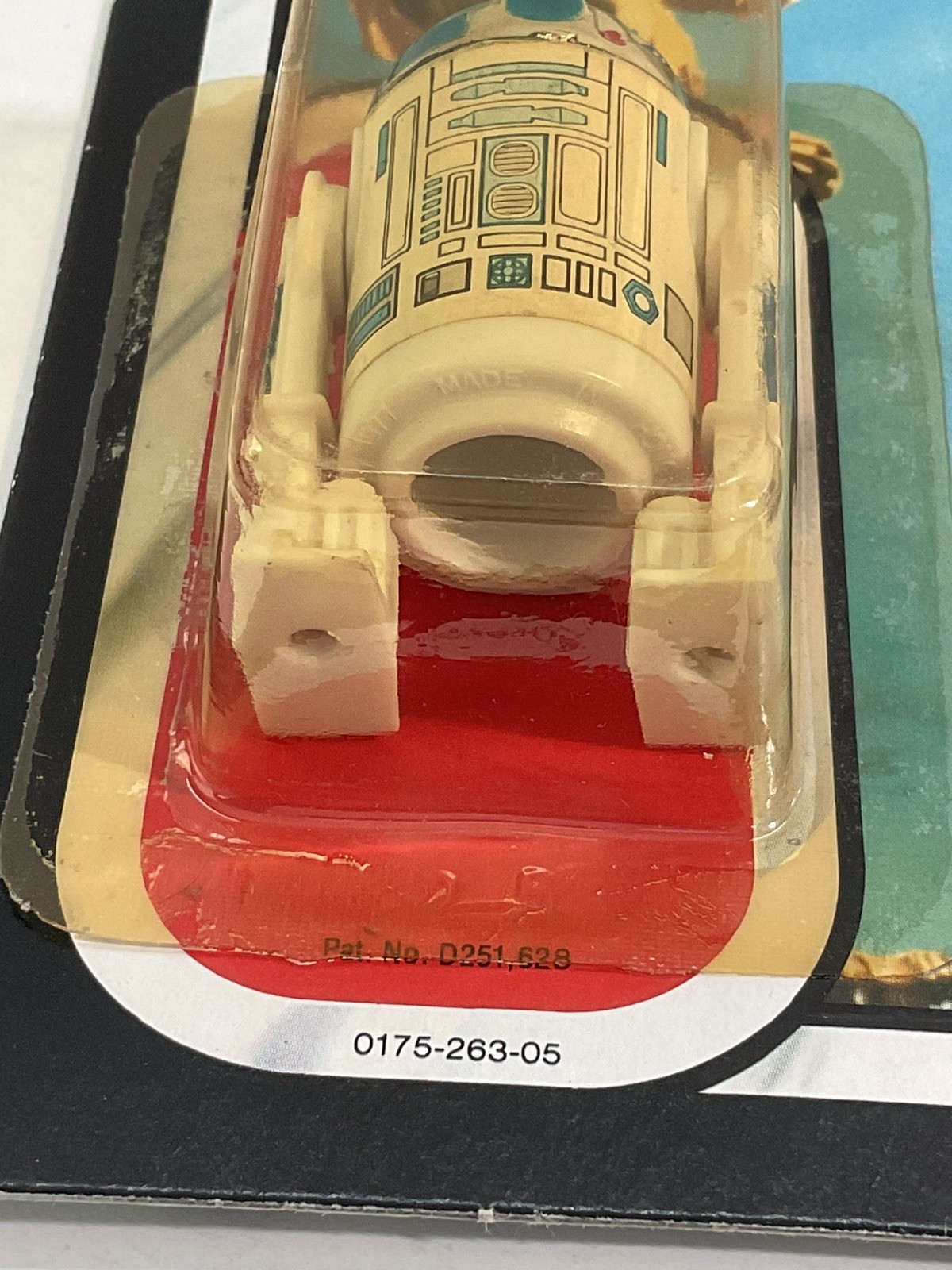 R2-D2 (Artoo-Detoo) (with Sensorscope) sold