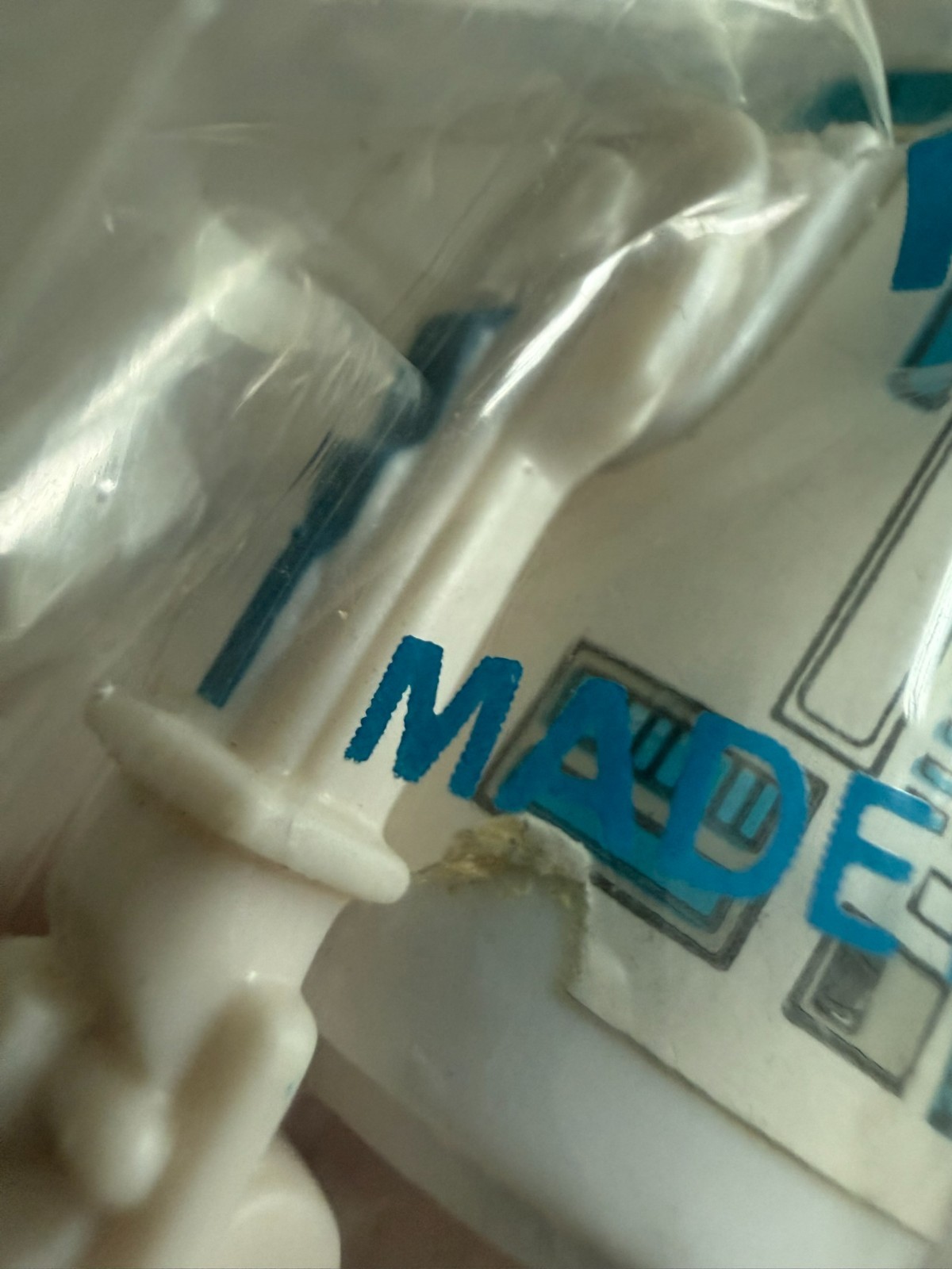 R2-D2 (Artoo-Detoo) (with Sensorscope) sold