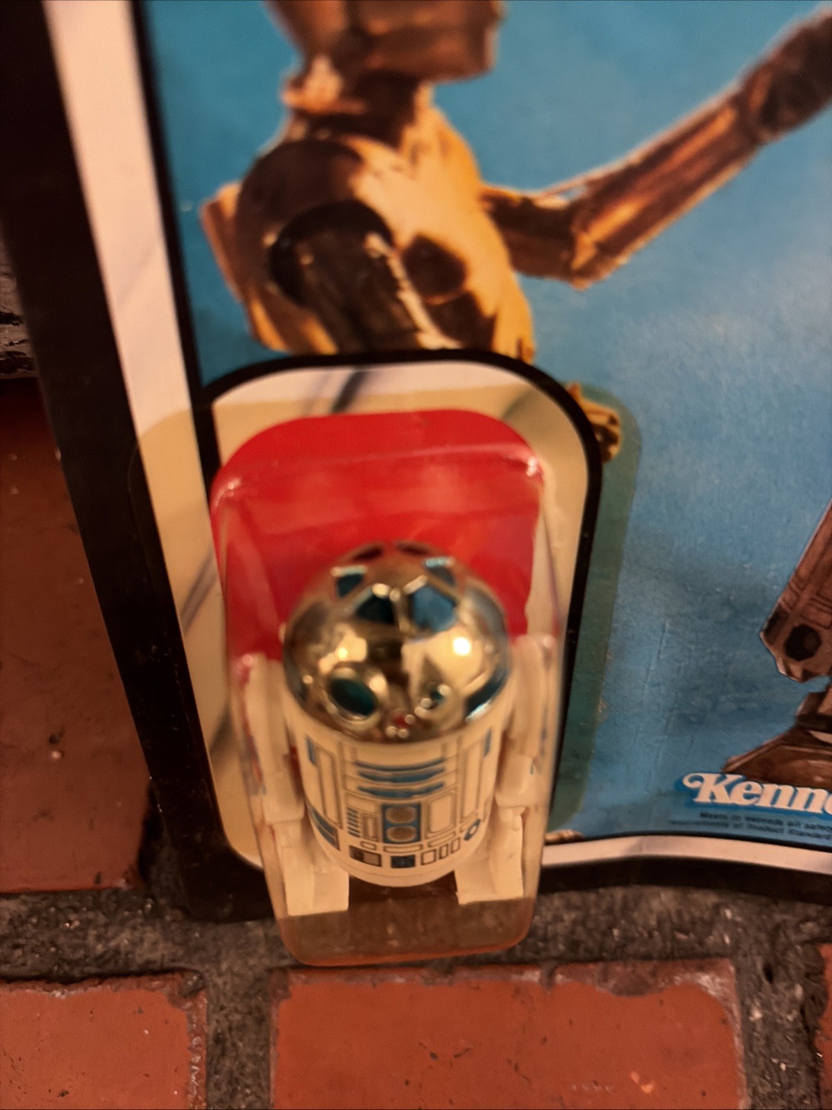 R2-D2 (Artoo-Detoo) (with Sensorscope) sold