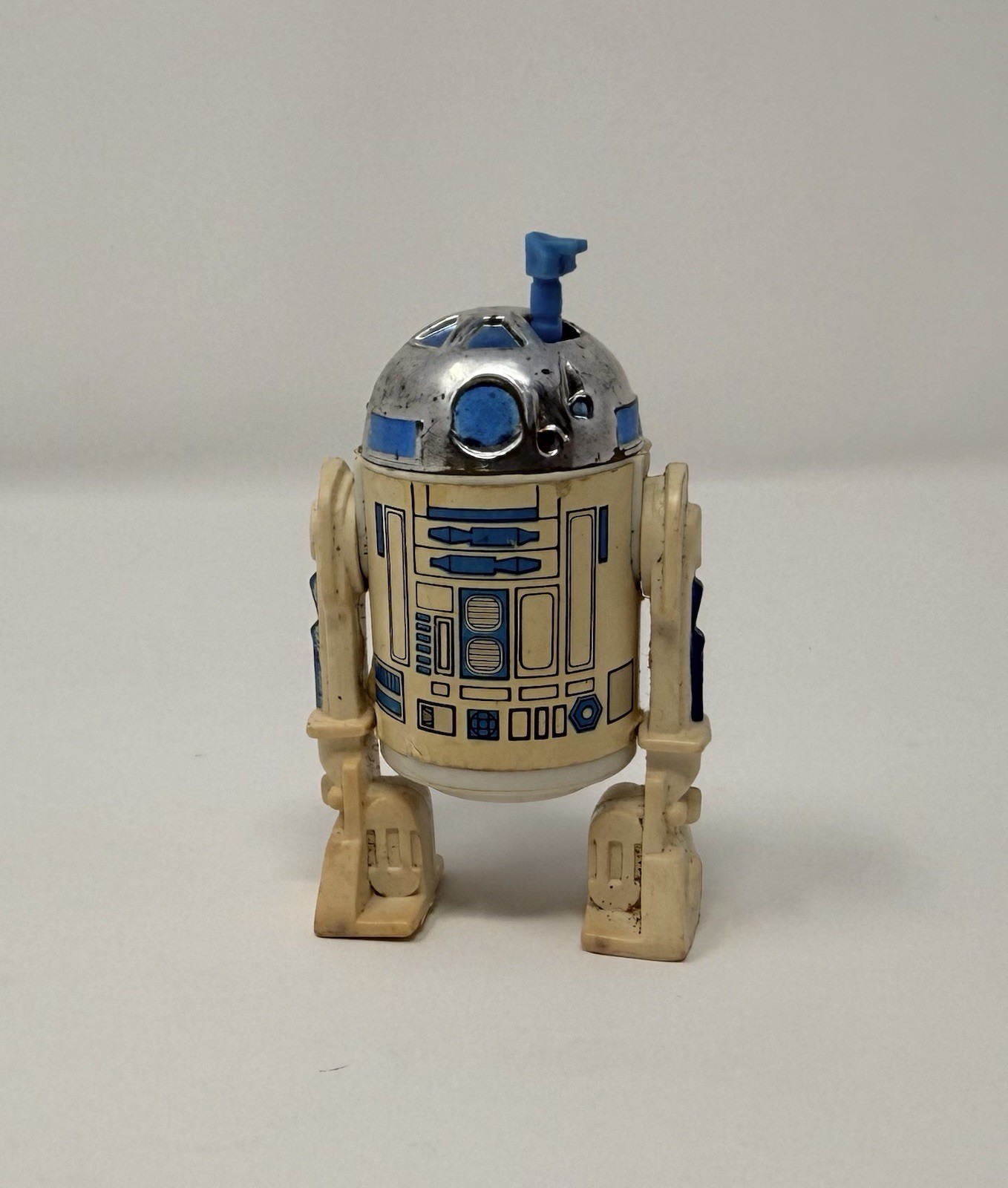R2-D2 (Artoo-Detoo) (with Sensorscope) sold