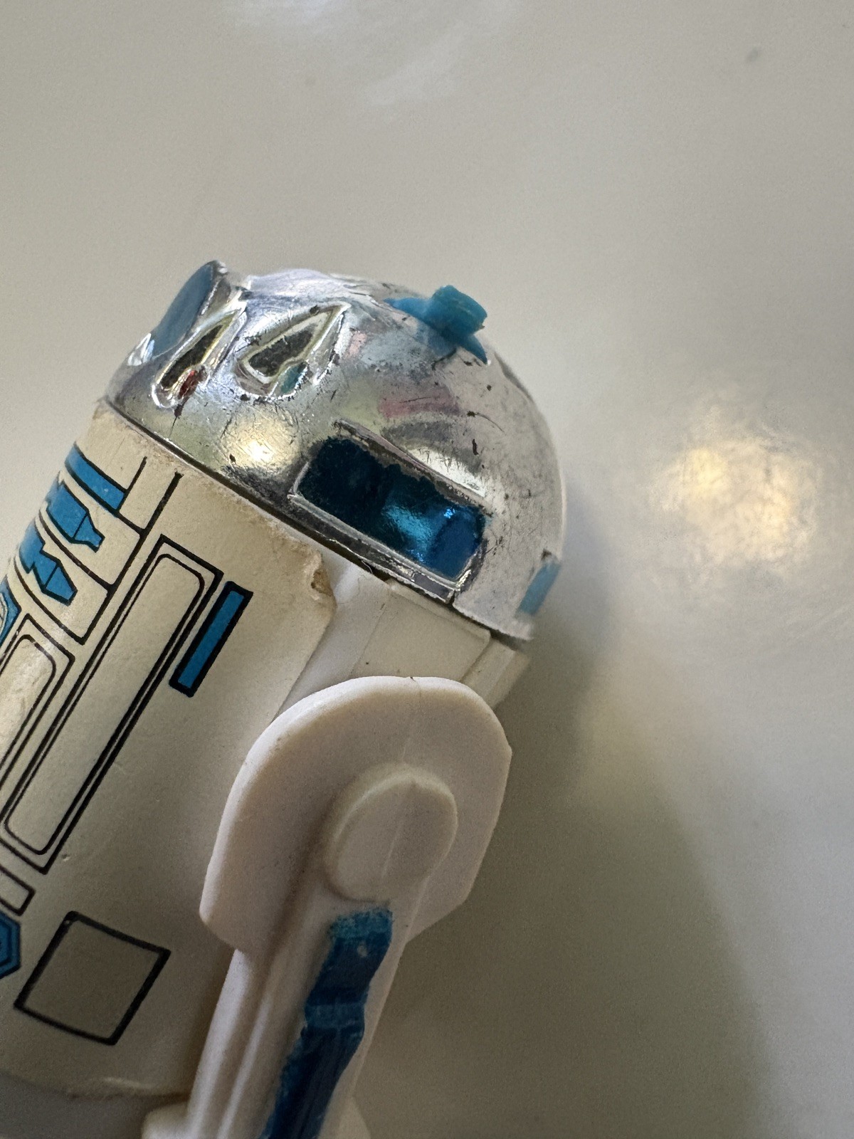 R2-D2 (Artoo-Detoo) (with Sensorscope) sold