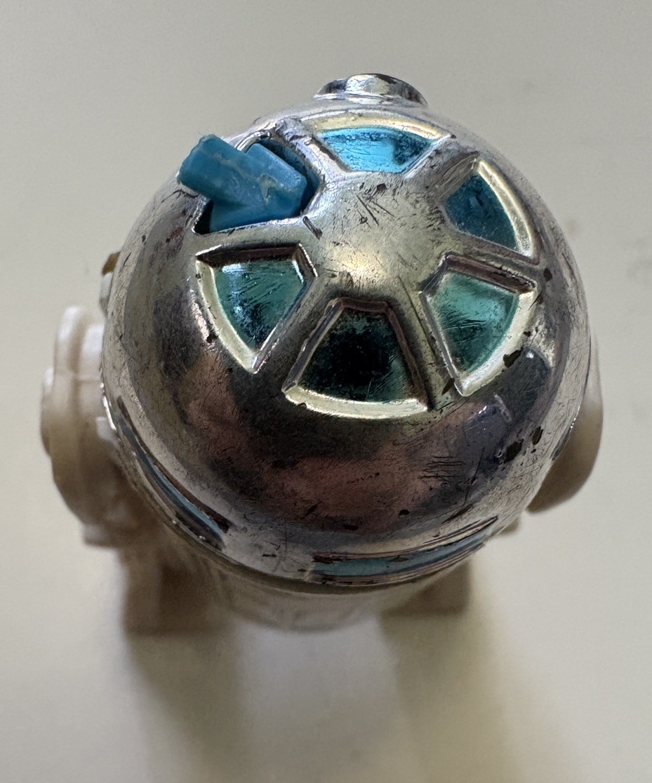 R2-D2 (Artoo-Detoo) (with Sensorscope) sold