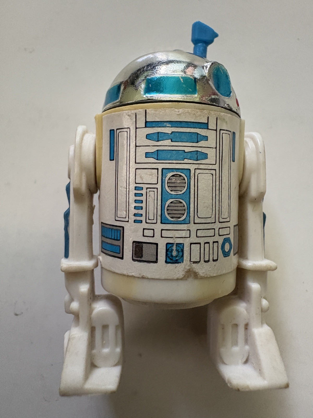 R2-D2 (Artoo-Detoo) (with Sensorscope) sold