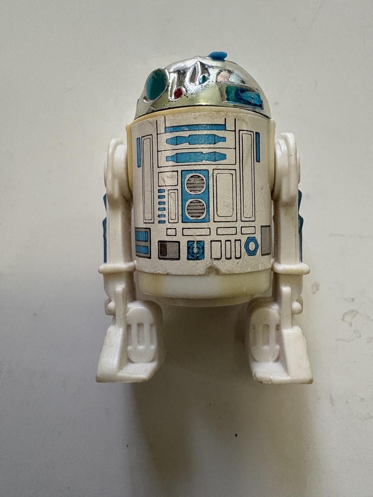 R2-D2 (Artoo-Detoo) (with Sensorscope) sold