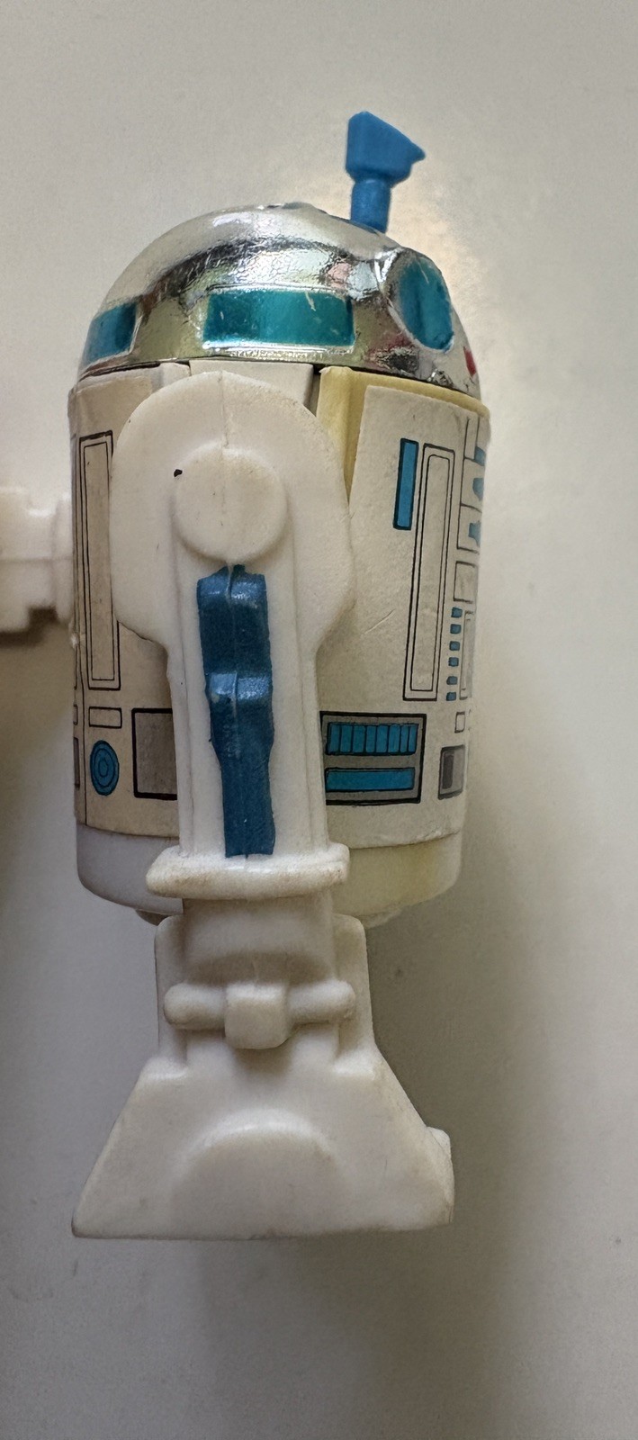 R2-D2 (Artoo-Detoo) (with Sensorscope) sold