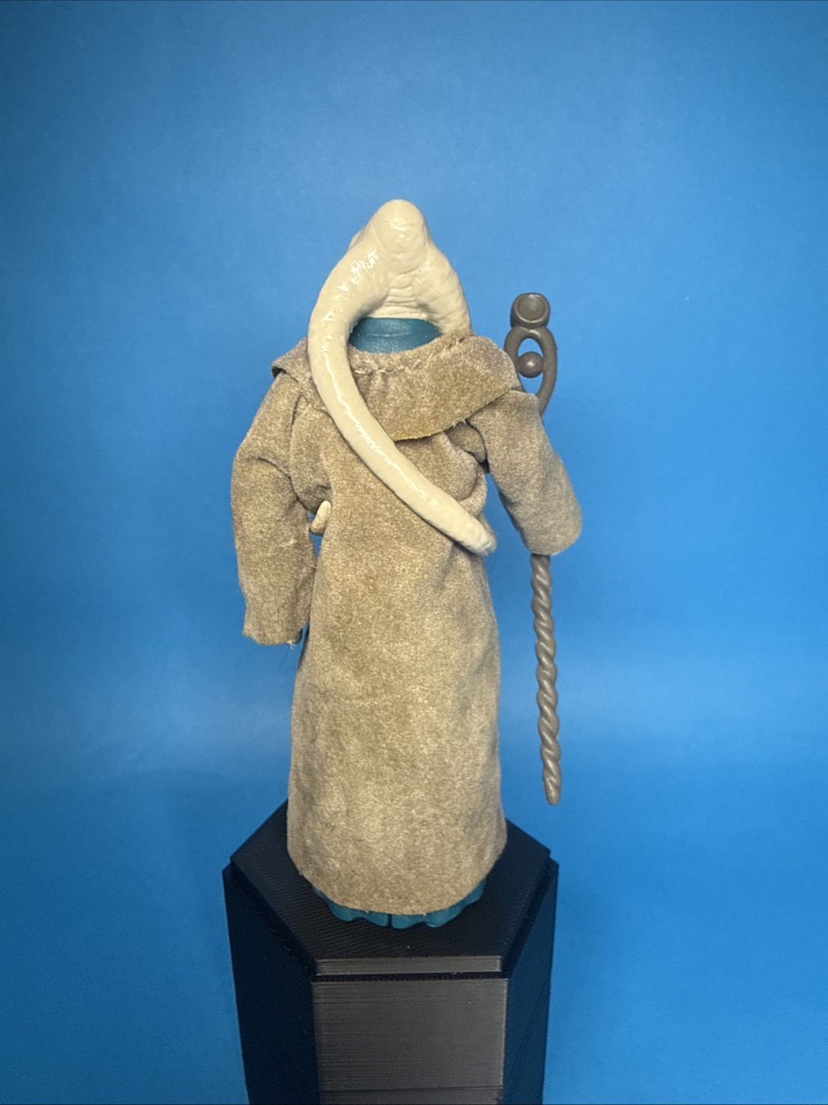 Bib Fortuna sold