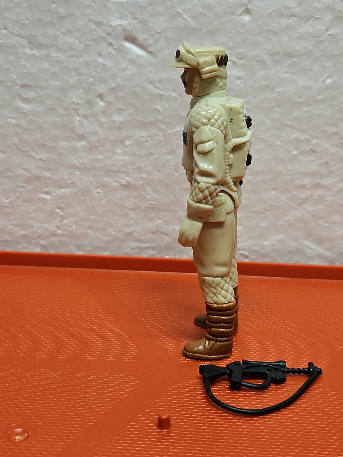 Rebel Commander sold