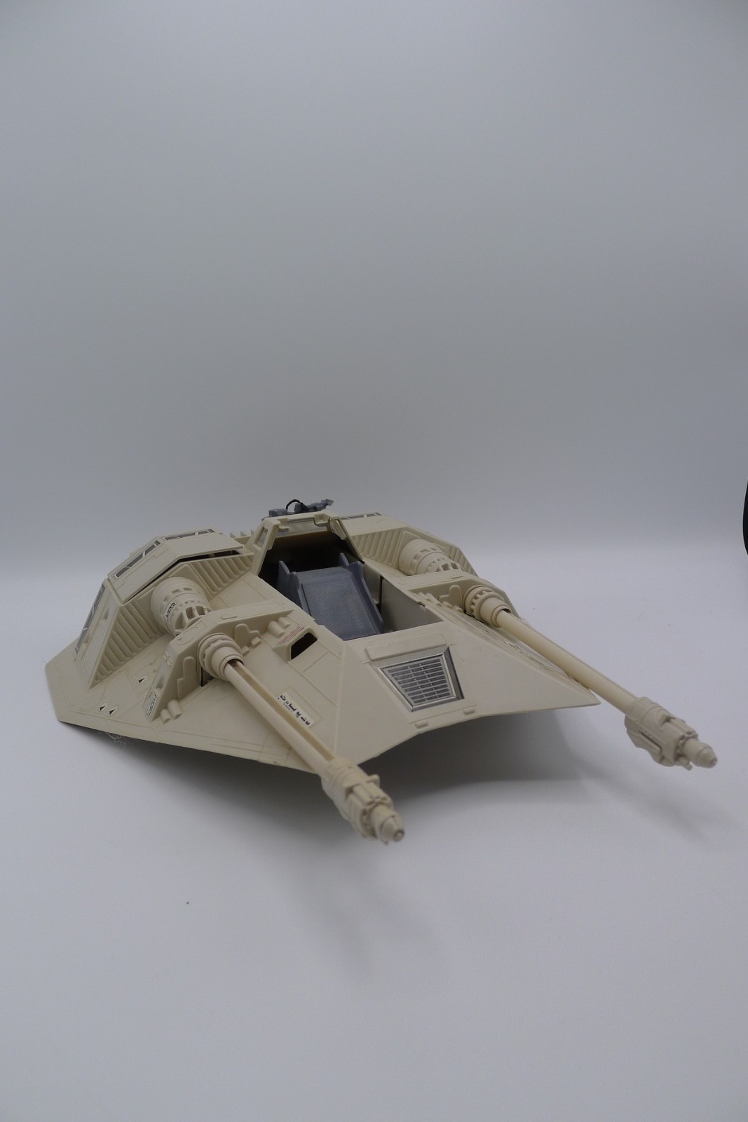 Rebel Armored Snowspeeder sold