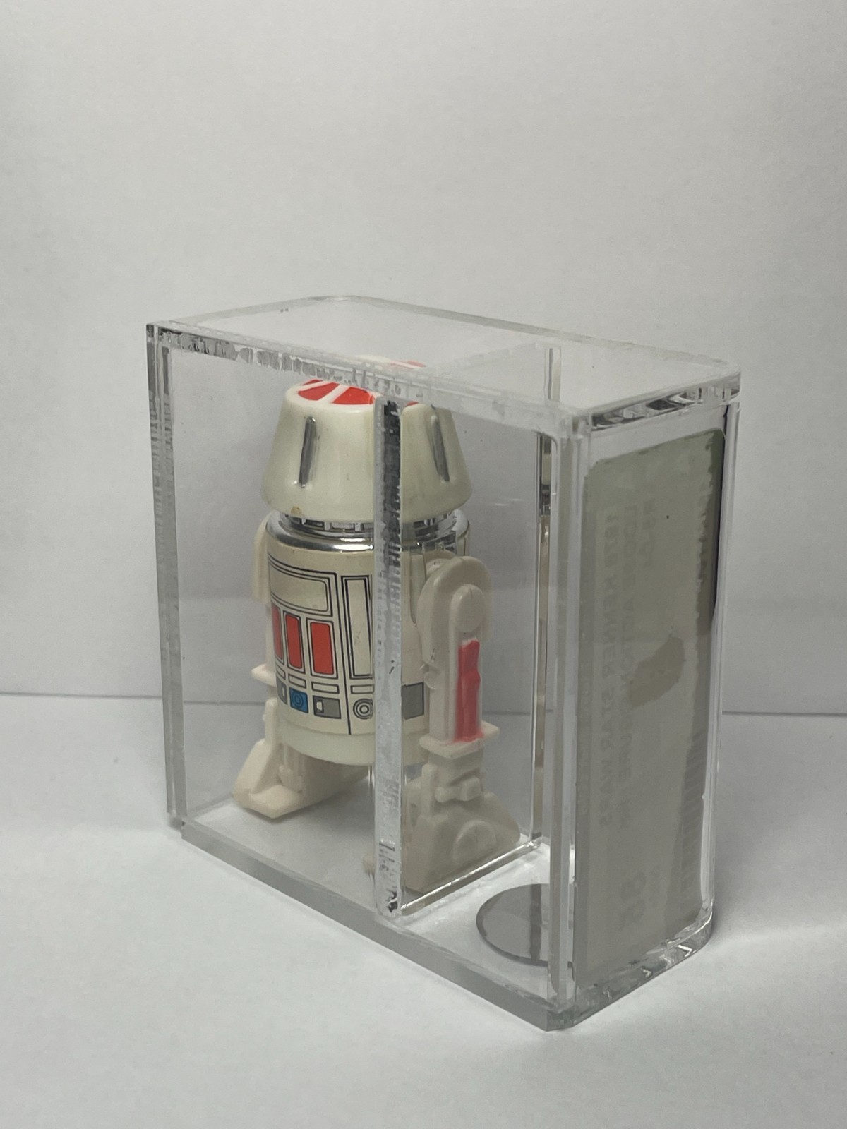 R5-D4 (Arfive-Defour) sold
