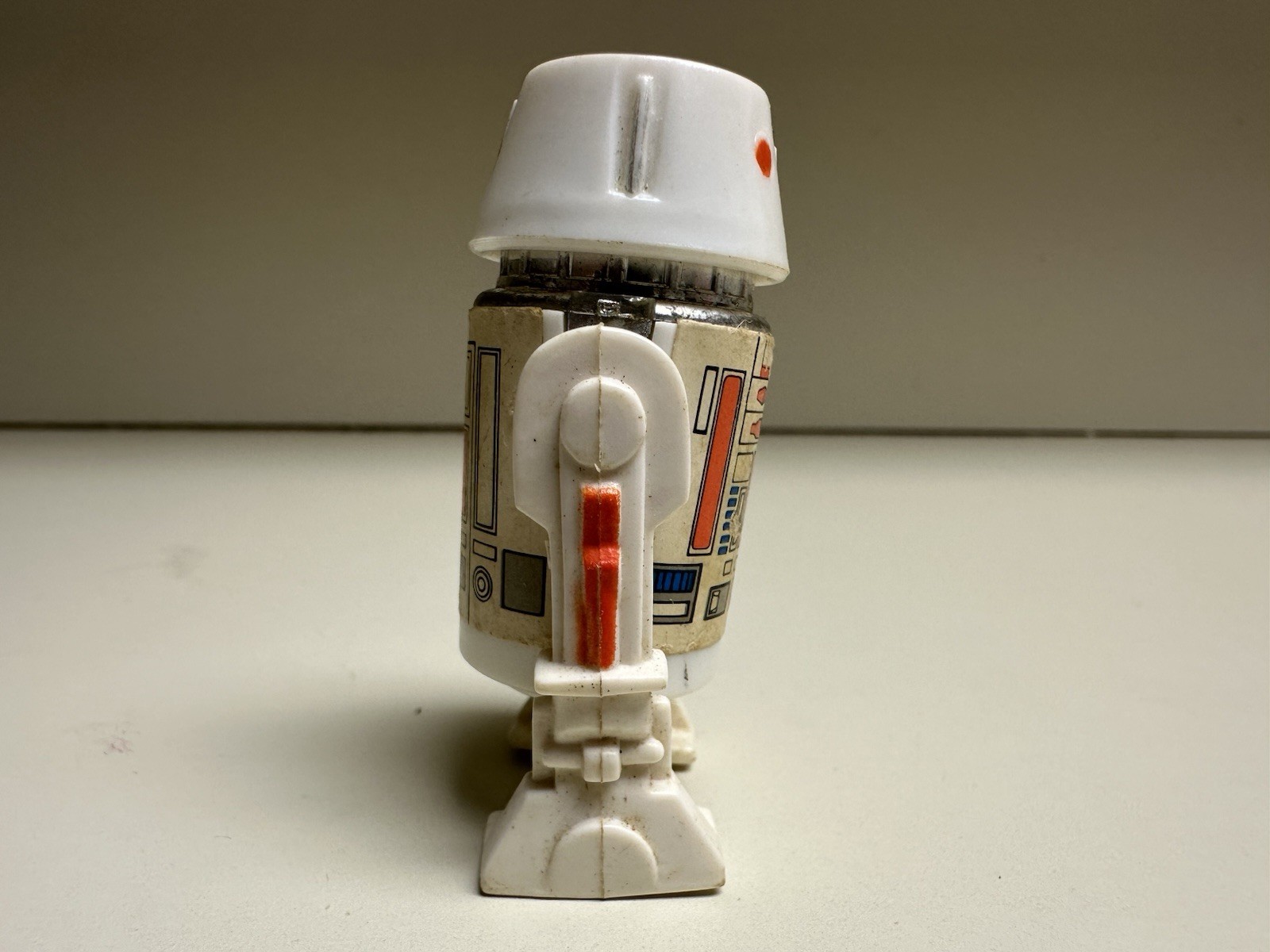 R5-D4 (Arfive-Defour) sold
