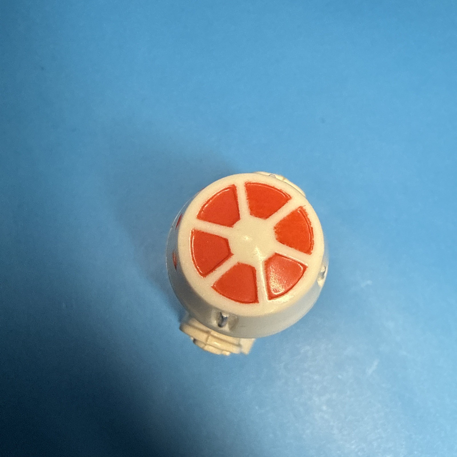 R5-D4 (Arfive-Defour) sold