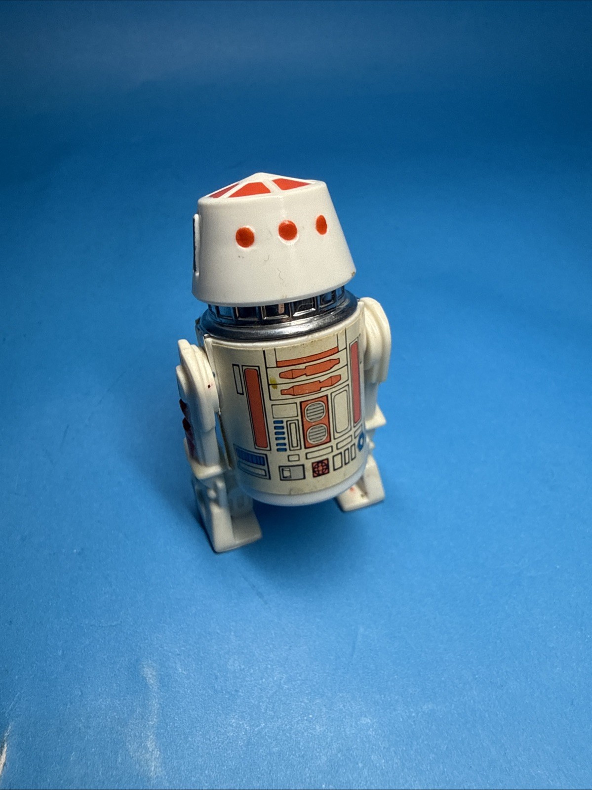 R5-D4 (Arfive-Defour) sold