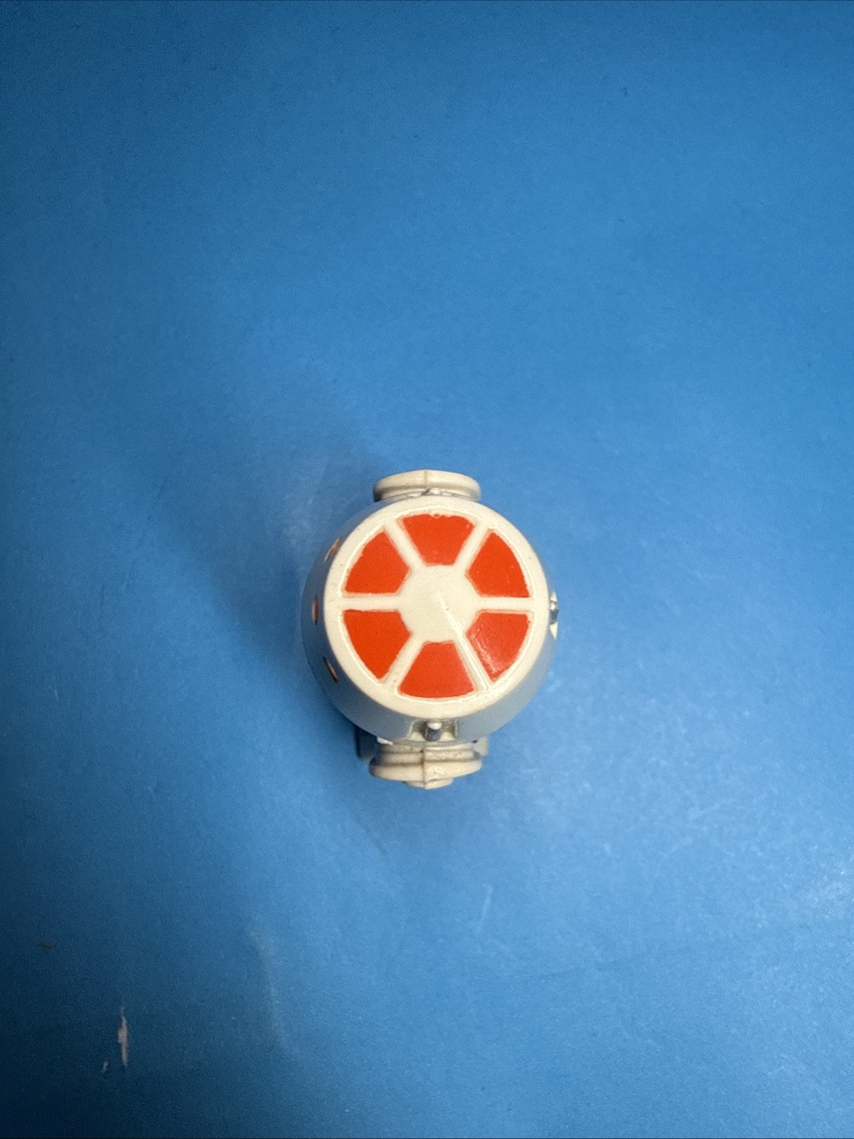 R5-D4 (Arfive-Defour) sold