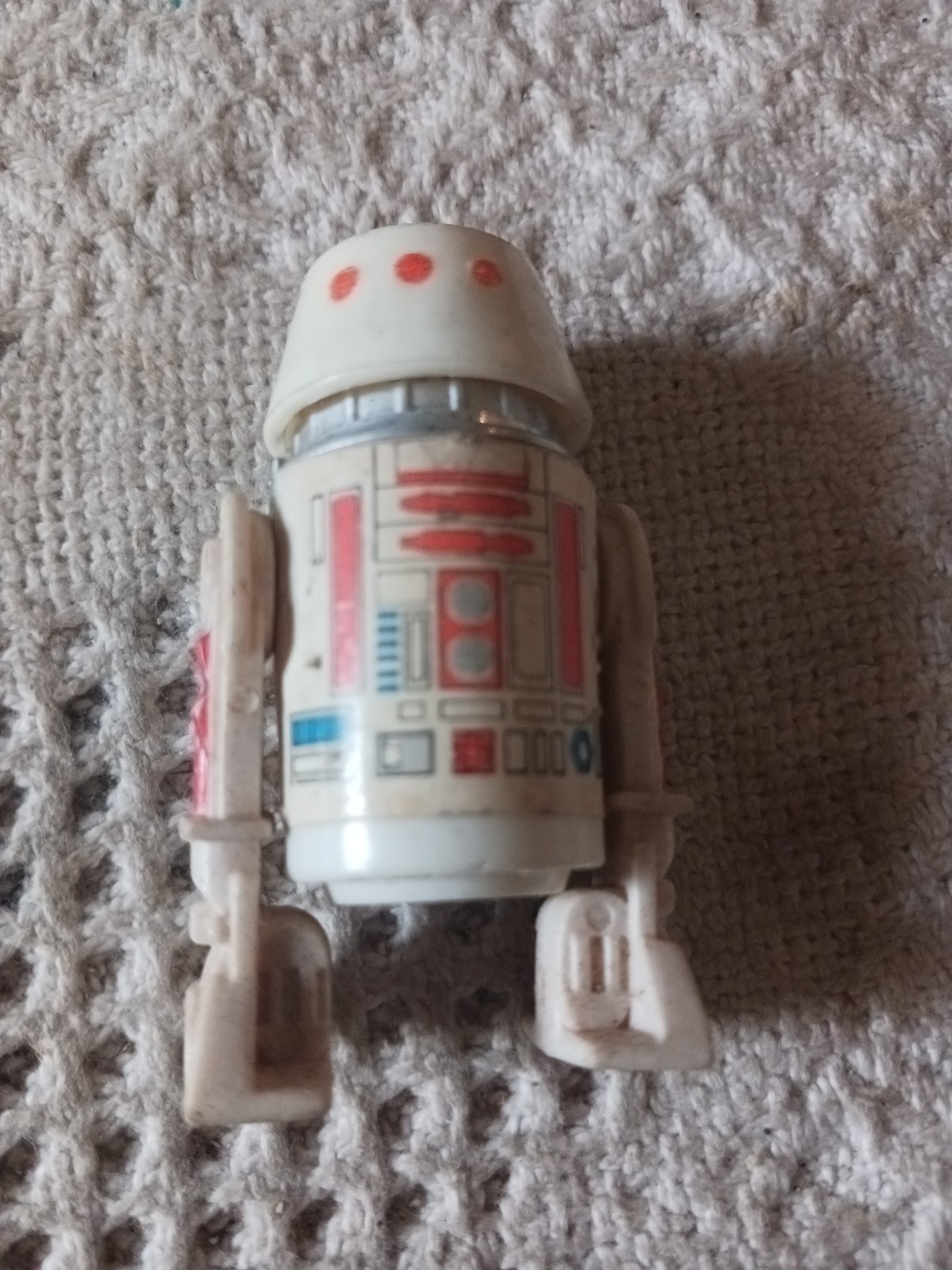 R5-D4 (Arfive-Defour) sold