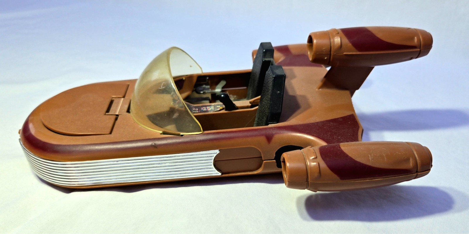 Landspeeder sold