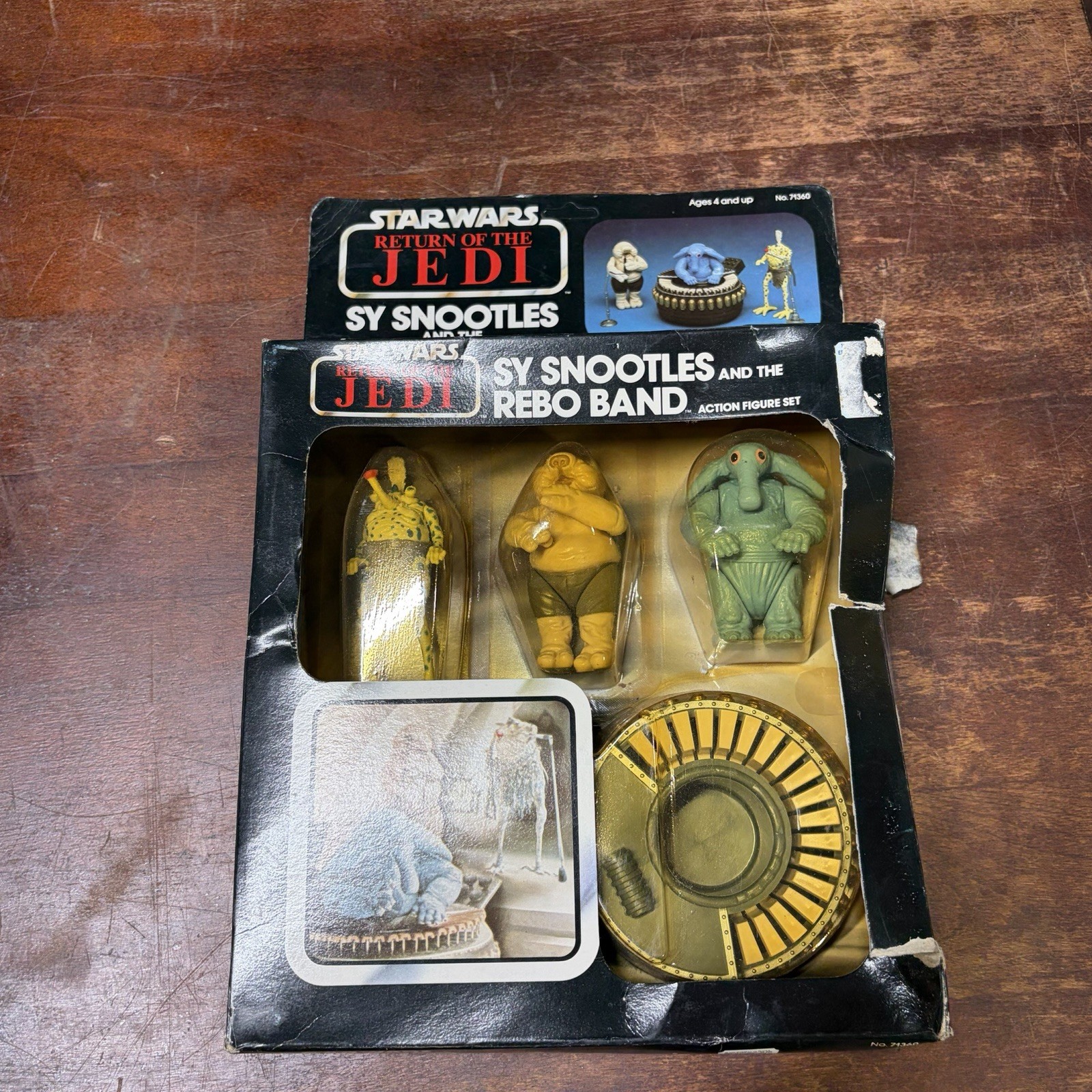 Sy Snootles & The Rebo Band sold