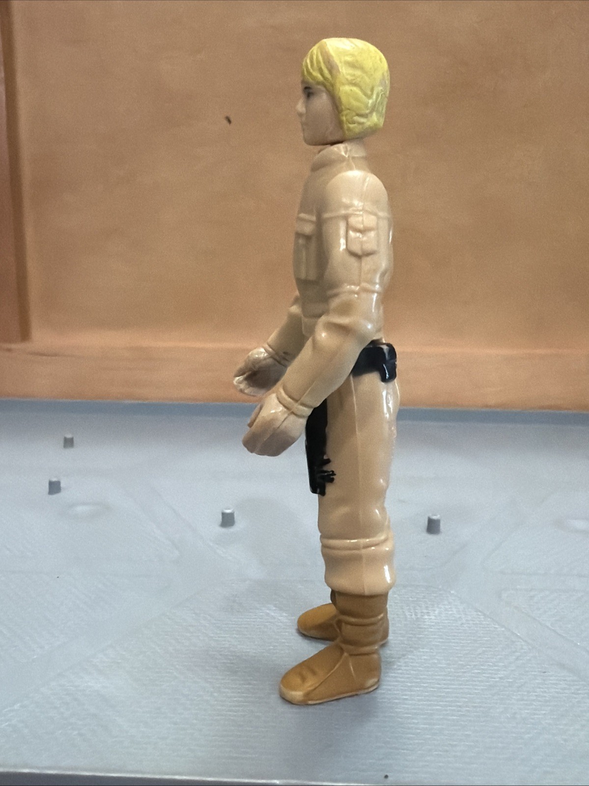 Luke Skywalker (Bespin Fatigues) sold