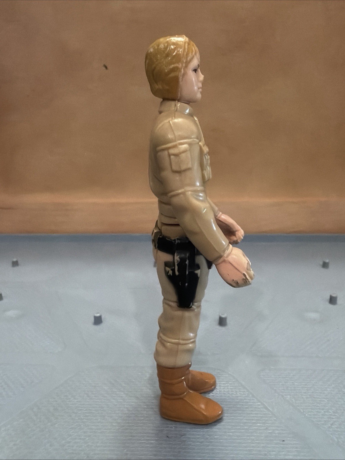 Luke Skywalker (Bespin Fatigues) sold