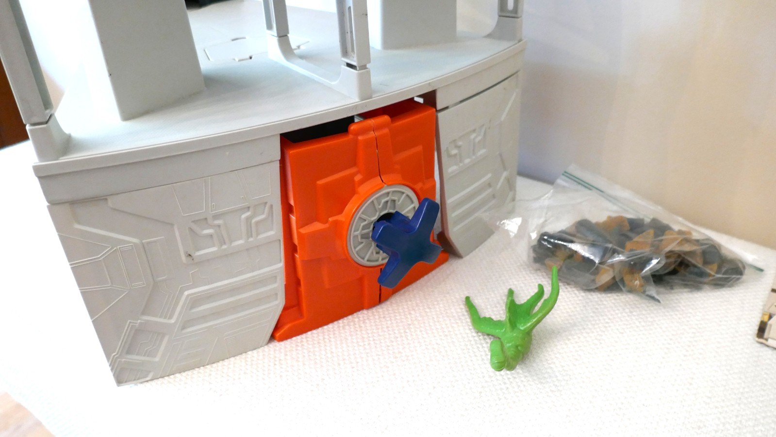 Death Star Space Station (Kenner) sold