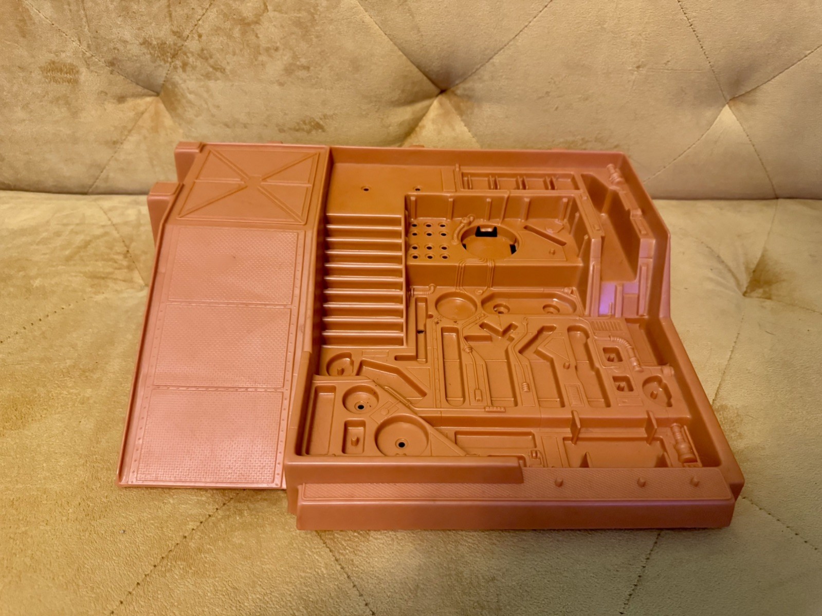 Droid Factory sold