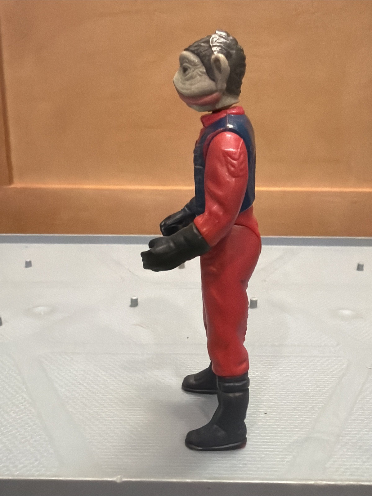Nien Nunb sold