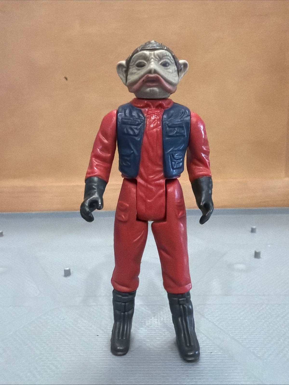 Nien Nunb sold