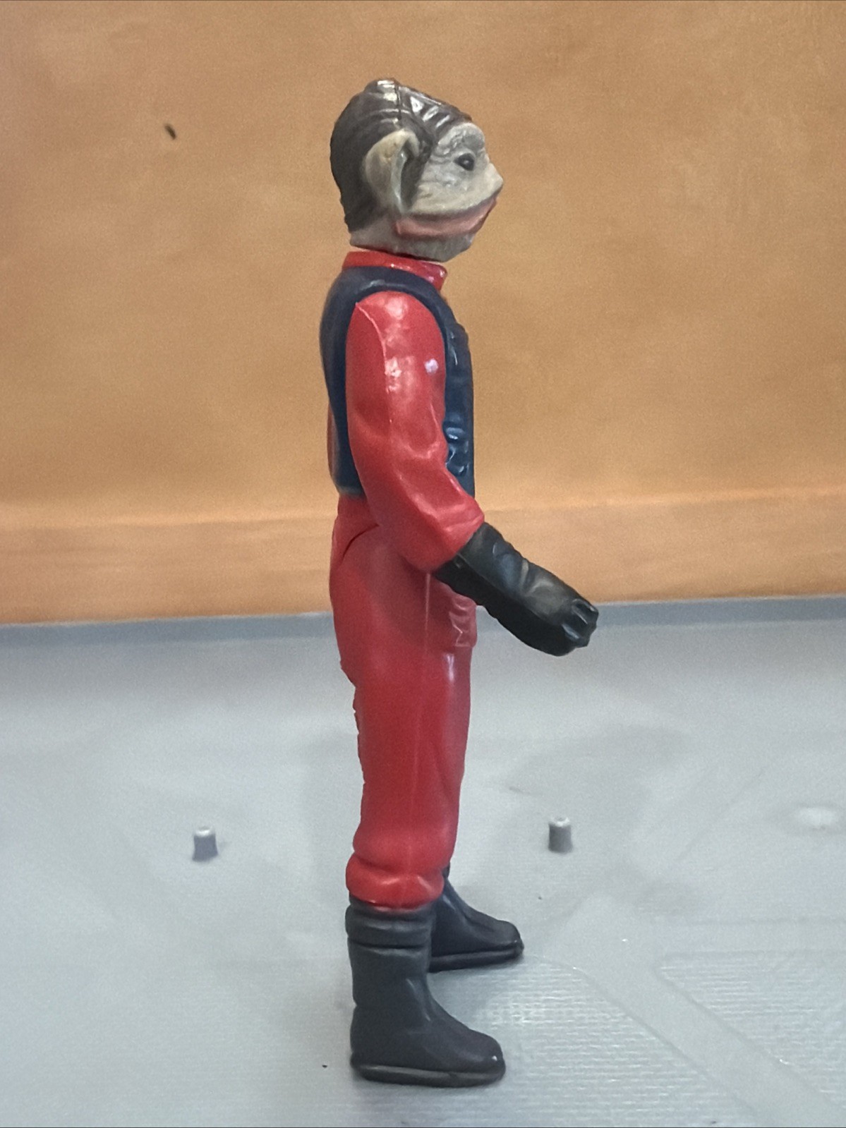 Nien Nunb sold