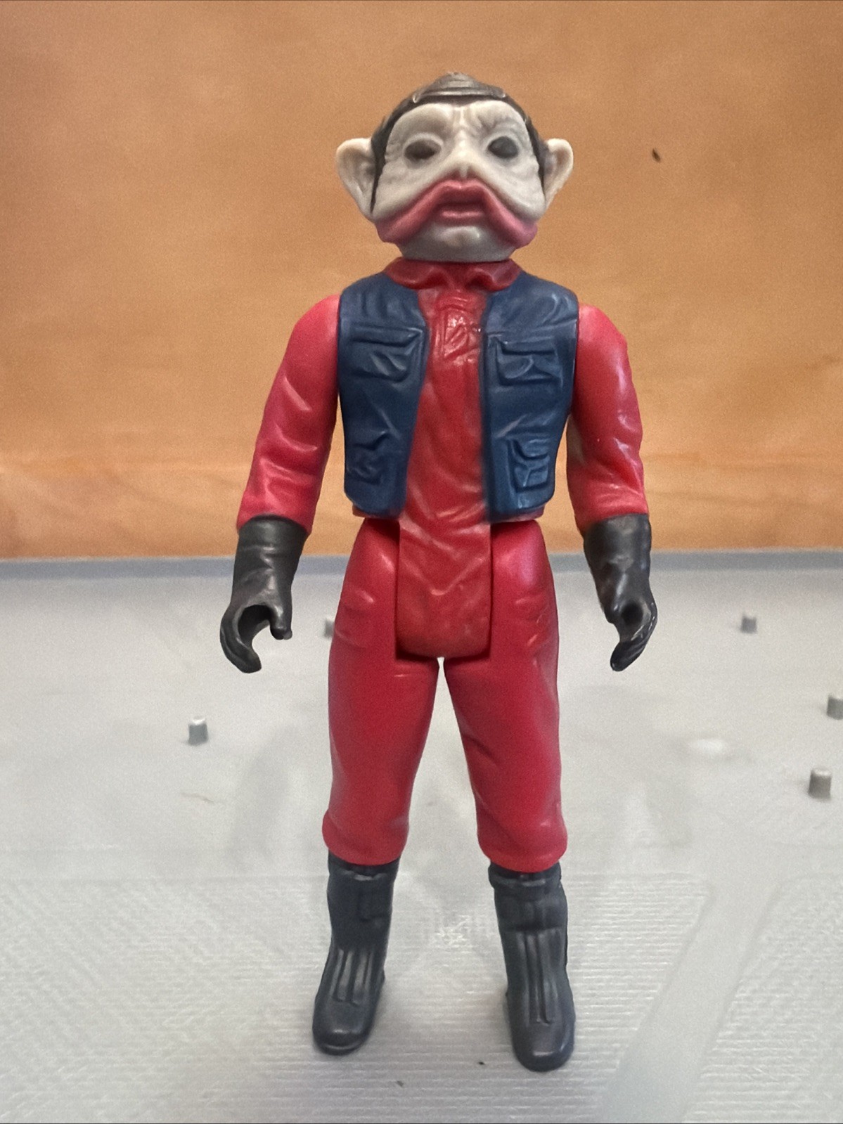 Nien Nunb sold