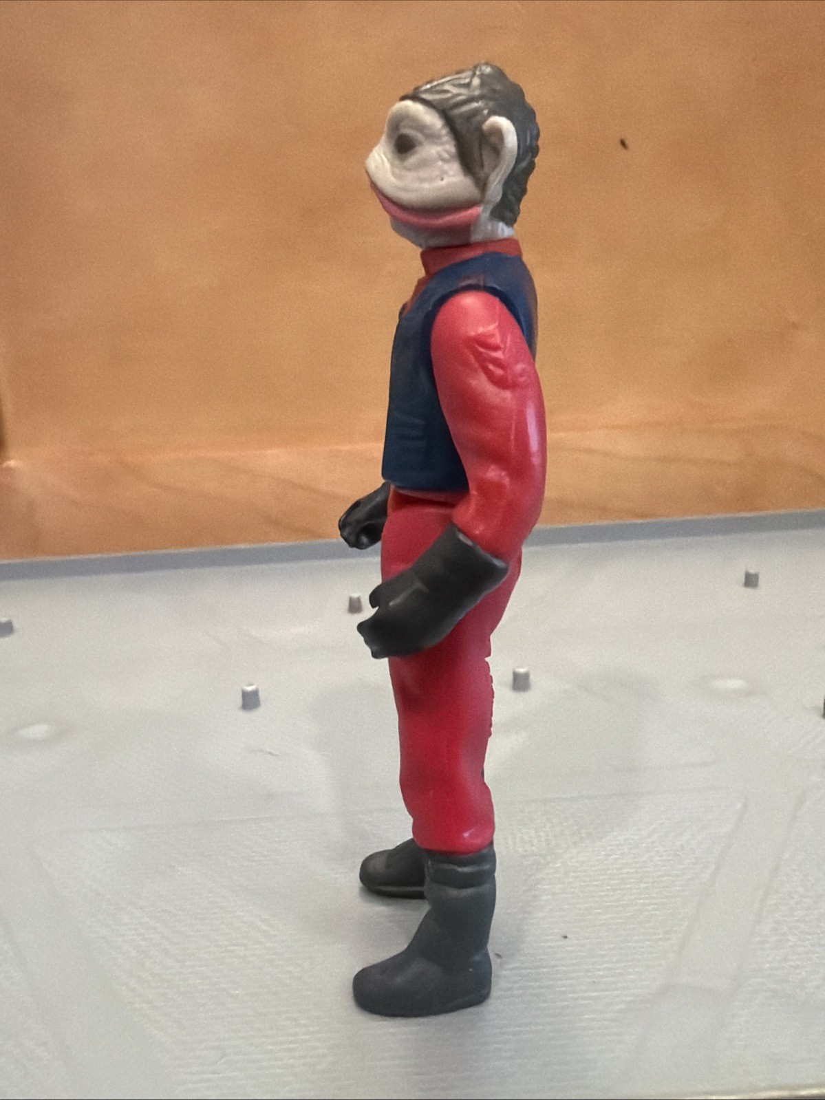 Nien Nunb sold