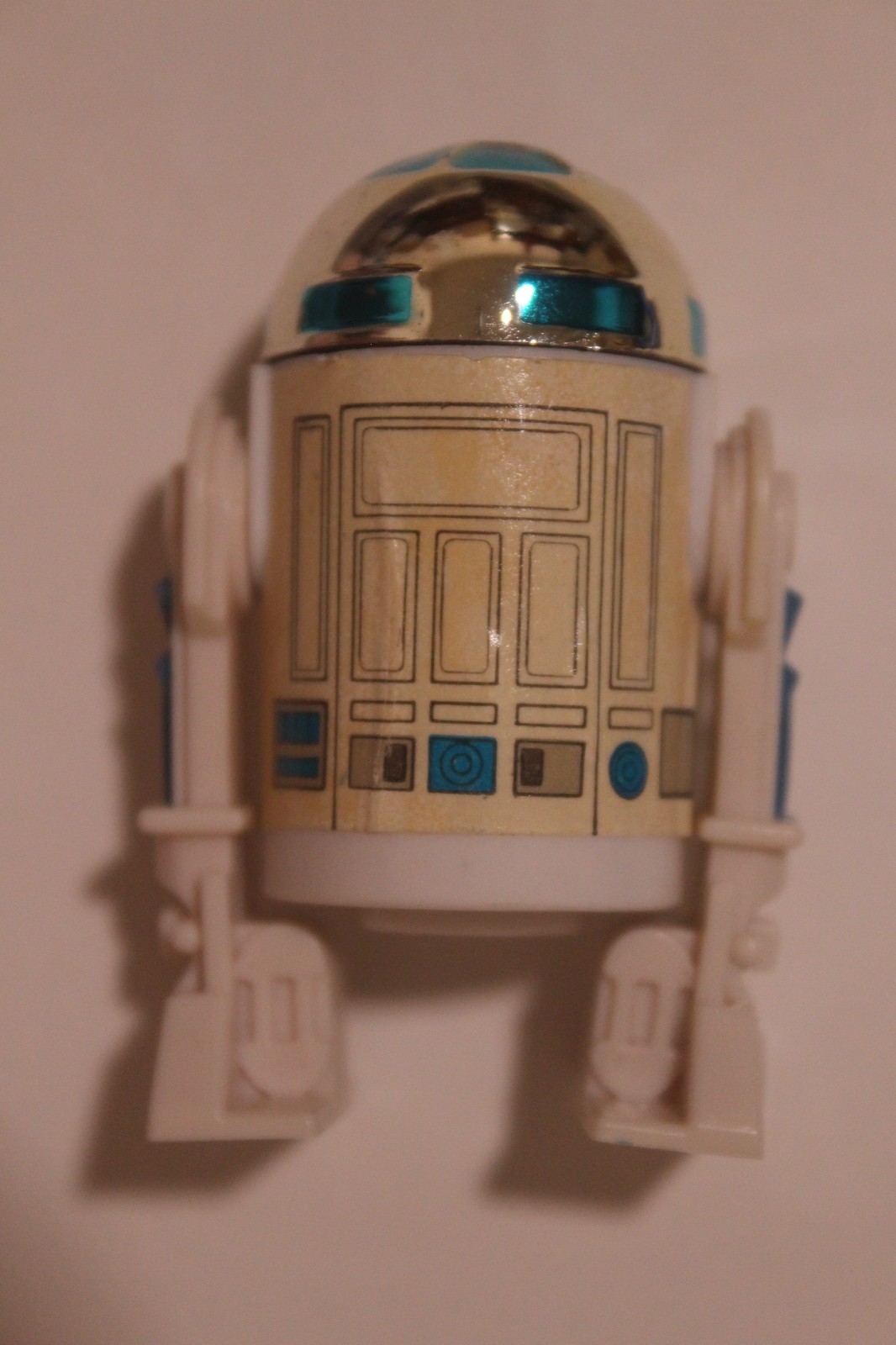 R2-D2 (Artoo-Detoo) with pop-up Lightsaber sold