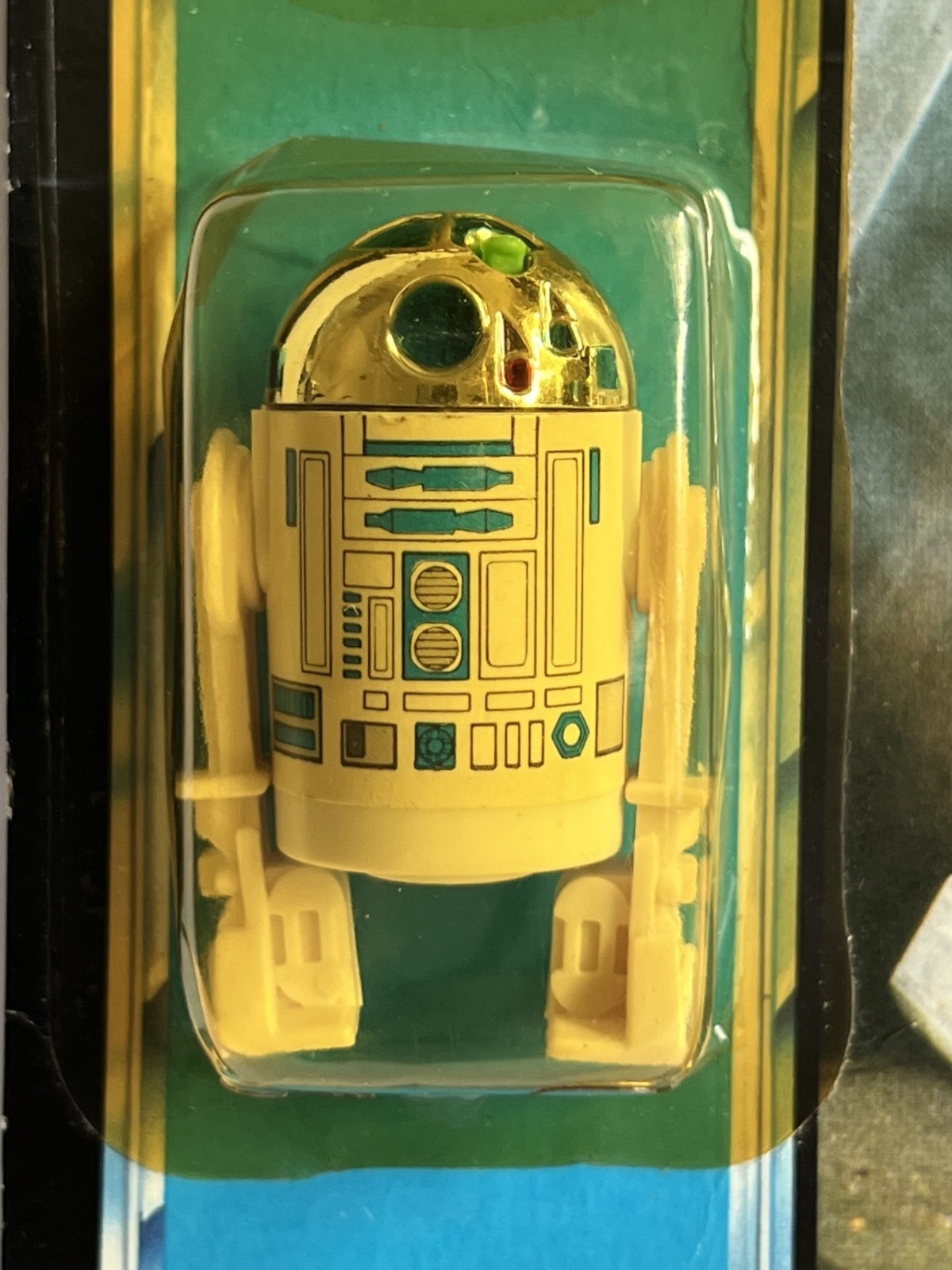 R2-D2 (Artoo-Detoo) with pop-up Lightsaber sold