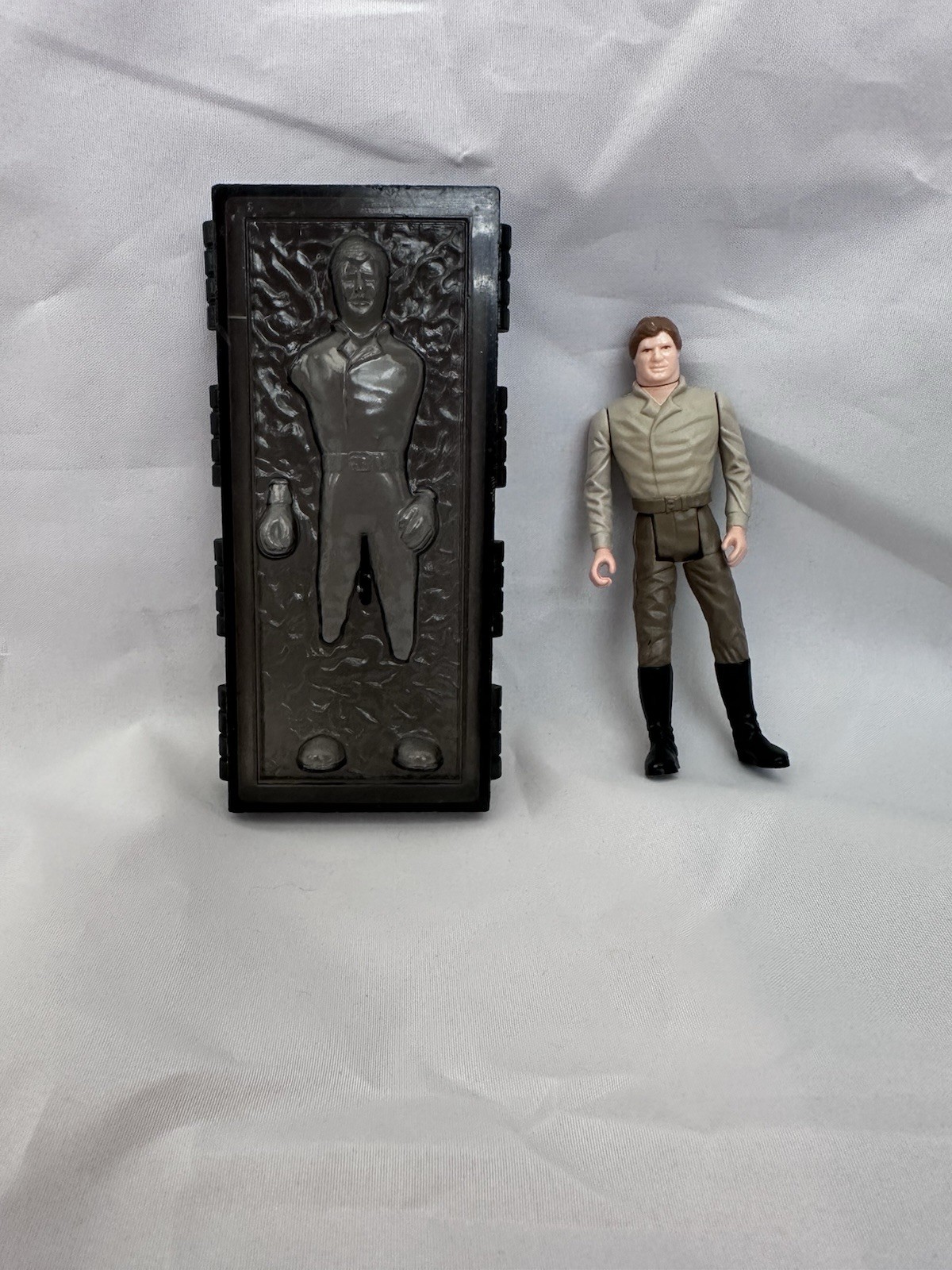 Han Solo (In Carbonite Chamber) sold